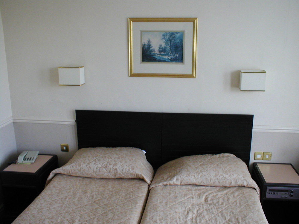 Glen Usk Hotel Llandrindod Wells Ngoại thất bức ảnh