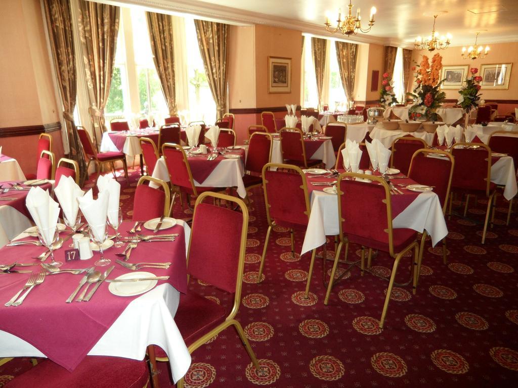 Glen Usk Hotel Llandrindod Wells Ngoại thất bức ảnh