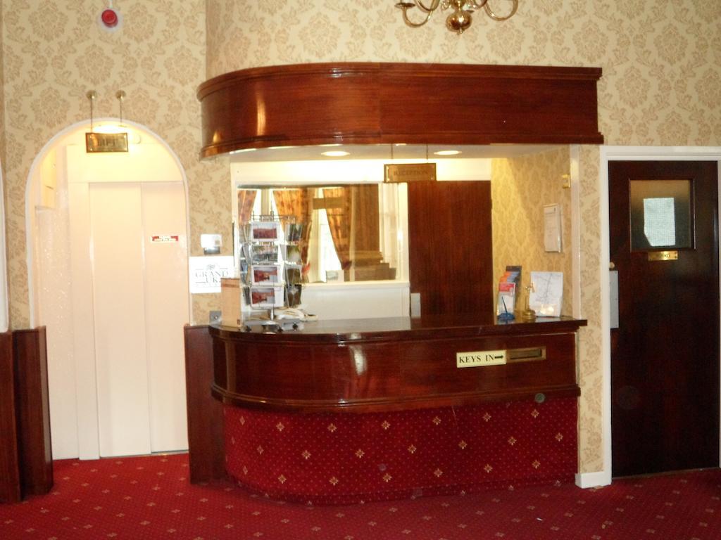 Glen Usk Hotel Llandrindod Wells Ngoại thất bức ảnh